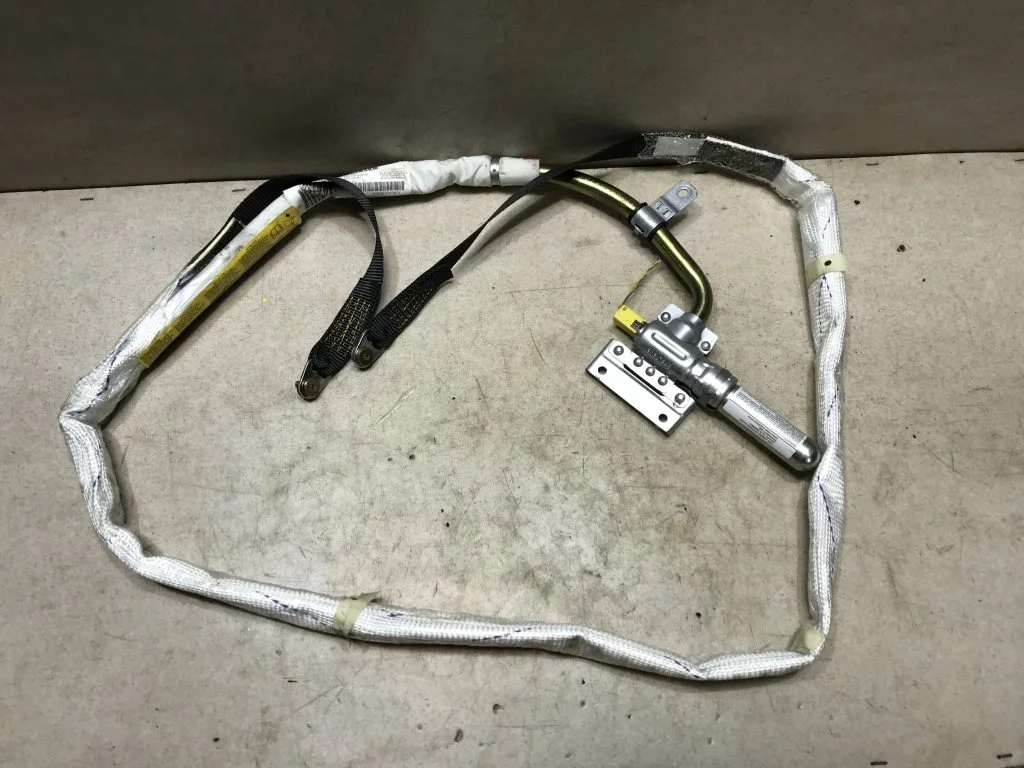 Шторка безопасности  BMW X5 E53