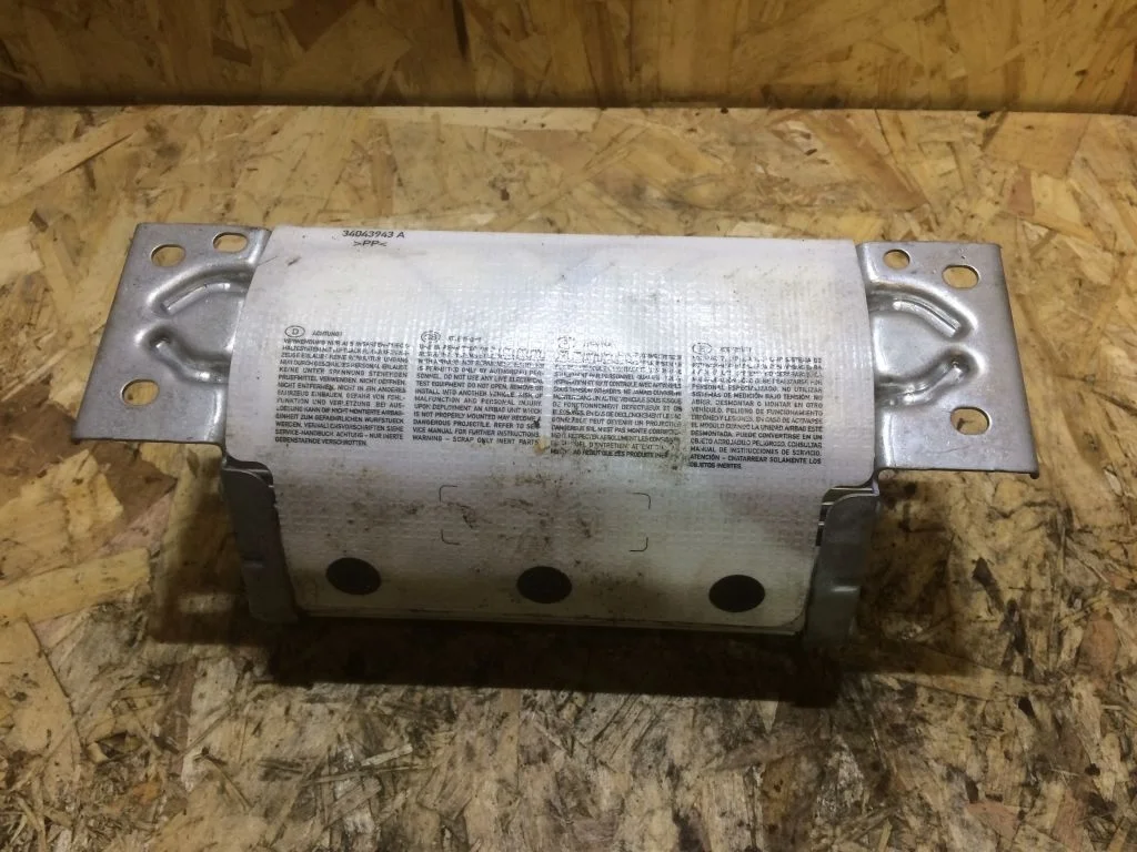 Подушка пассажира airbag BMW E90