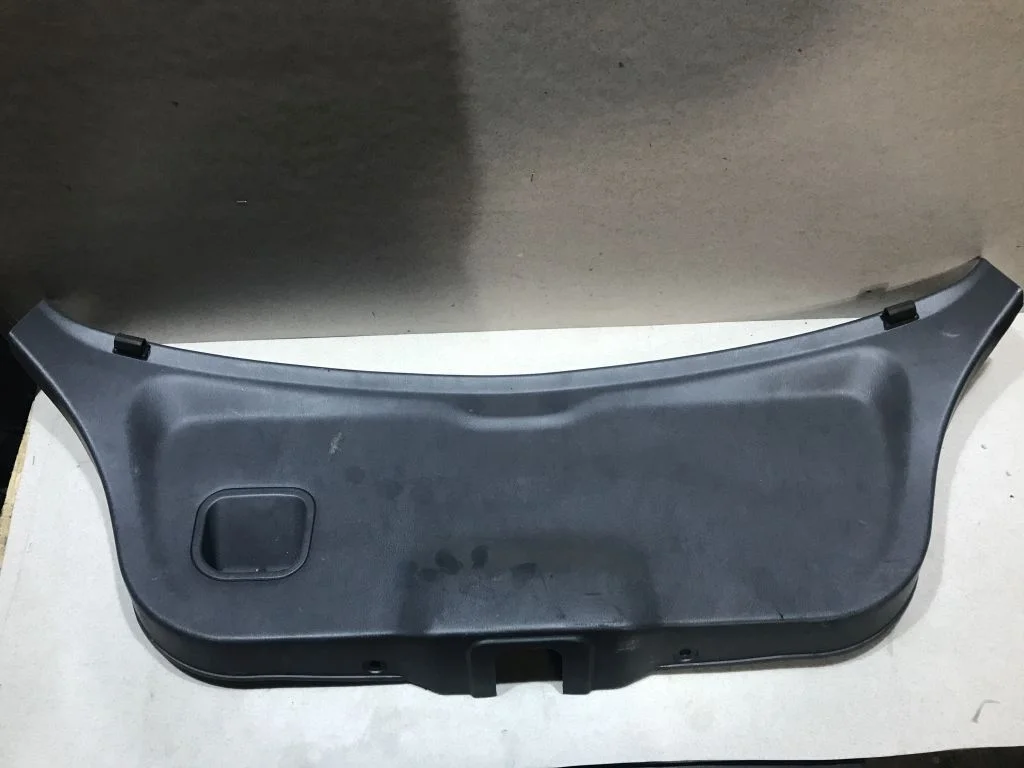 Обшивка  багажника Nissan Qashqai J10
