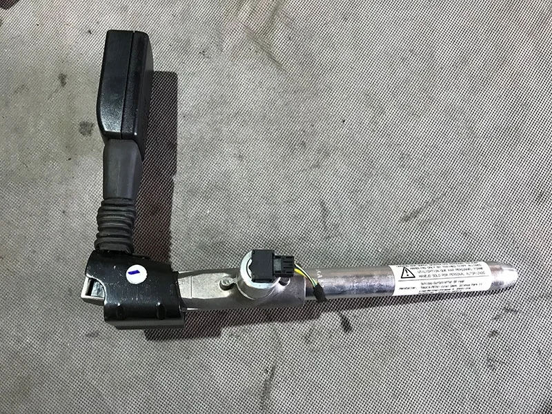 Преднатяжитель ремня безопасности BMW E90 E91 72117211595