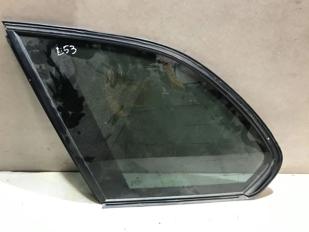 Стекло кузовное глухое BMW X5 E53