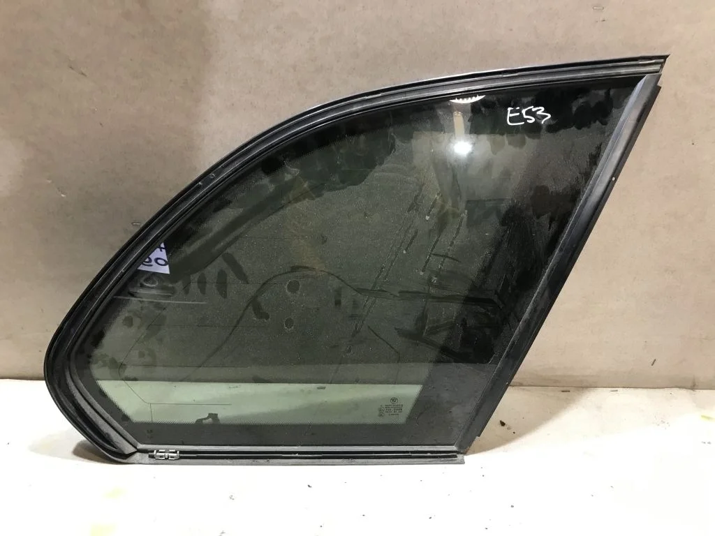 Стекло кузовное глухое BMW X5 E53
