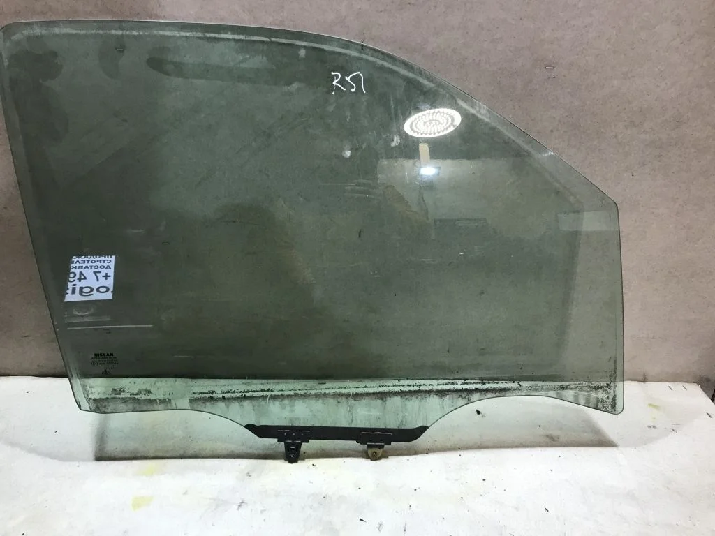 Стекло переднее правое Nissan Pathfinder R51