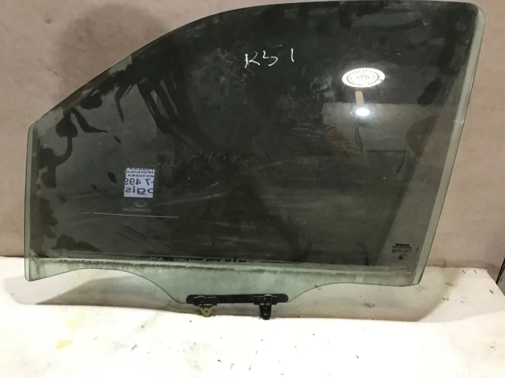 Стекло переднее левое Nissan Pathfinder R51