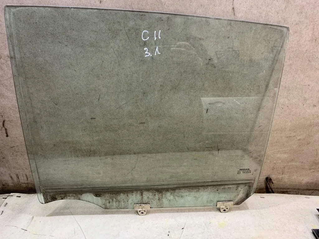 Стекло двери задней левой Nissan Tiida С11