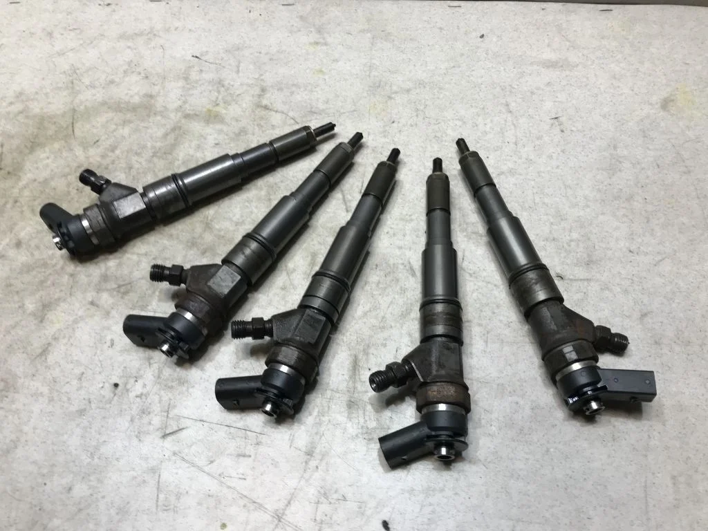 Форсунка топливная BMW E60 E53 M57 M47 13537789661