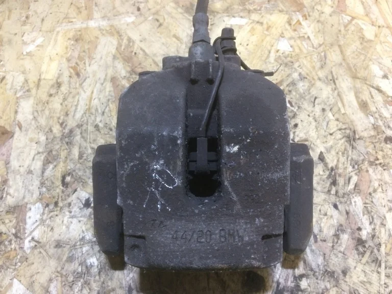 34216776788 Суппорт тормозной зад. пр. BMW X5 Е70