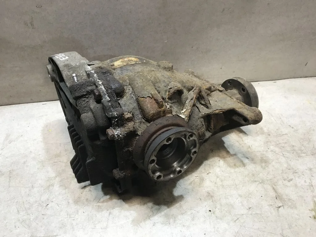Задний редуктор BMW X5 E53 4.10