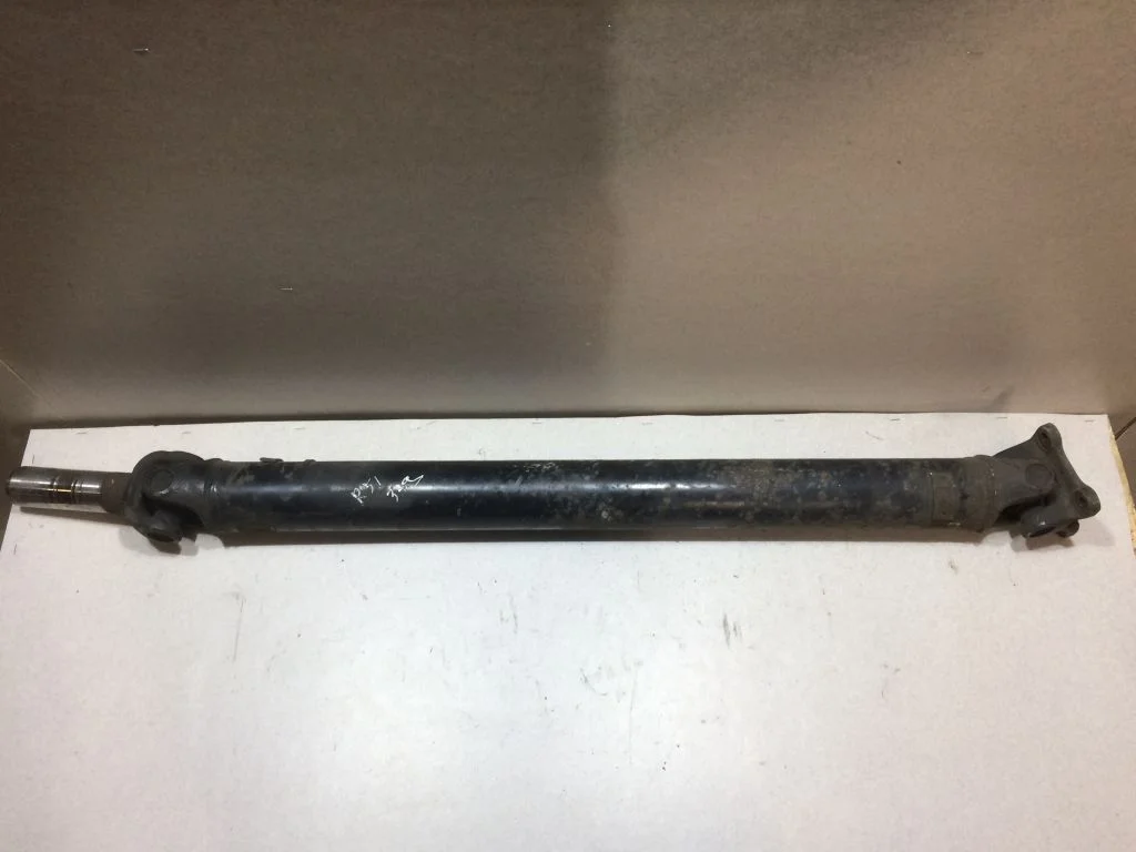37300EB30A  Карданный вал Nissan Pathfinder R51