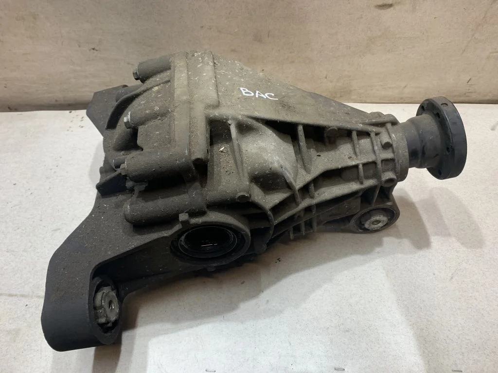 Задний редуктор VW Touareg  1