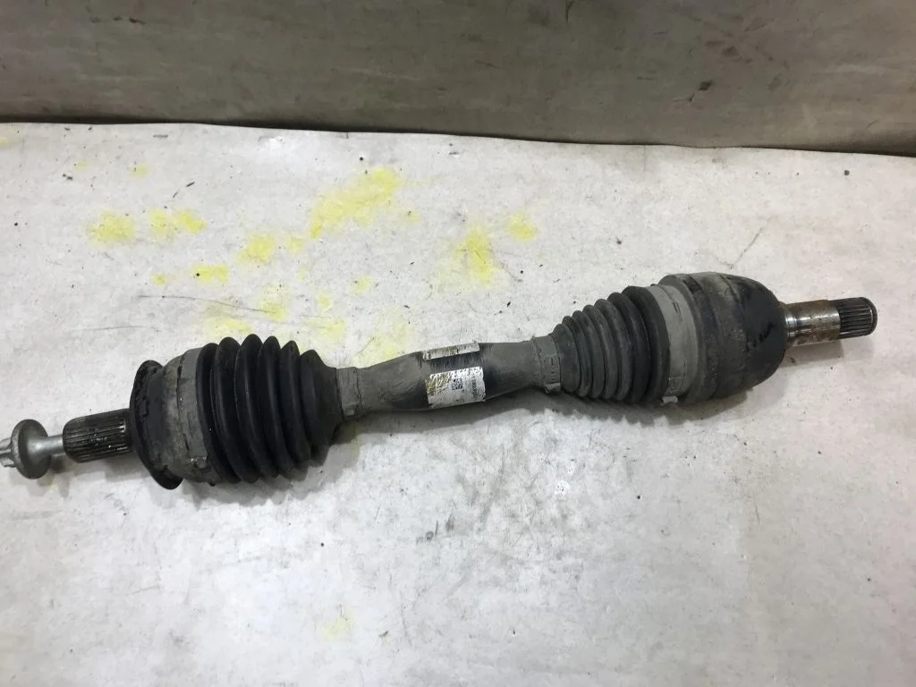 Привод левый Mercedes