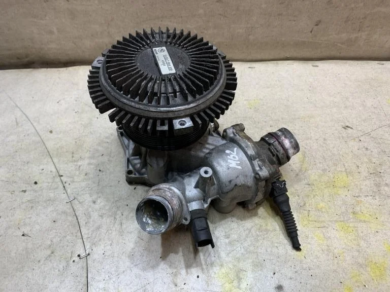 Вискомуфта с помпой  BMW X5 E53 M62  11527500339