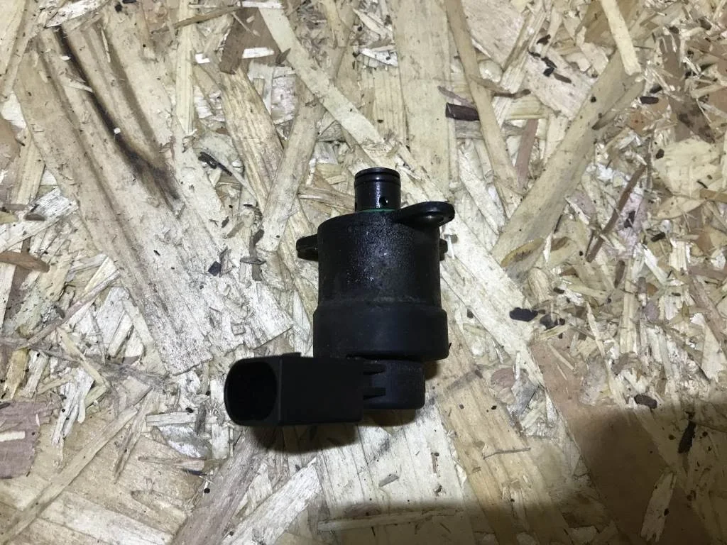 13517787186 Клапан ТНВД BMW E60 E90 E65 E70