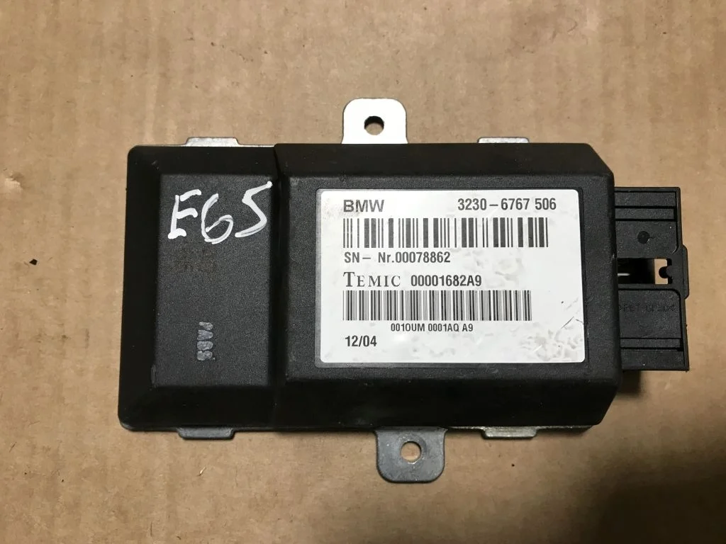 32306767506 Блок управления рулевой колонкой BMW 7 E65