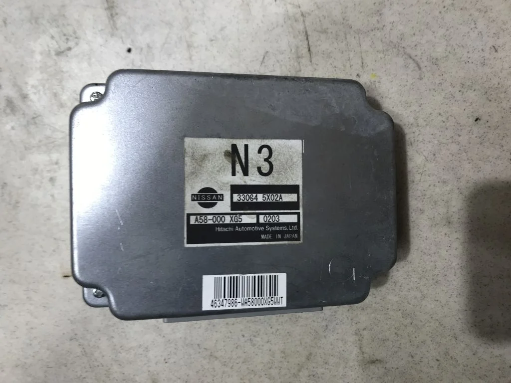 330845X02A Блок управления Nissan Pathfinder R51