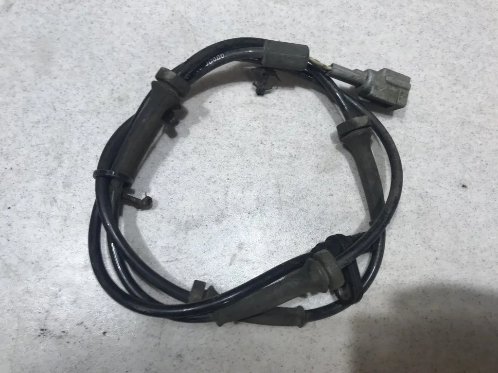 47900JD000 Датчик ABS задний Nissan Qashqai J10