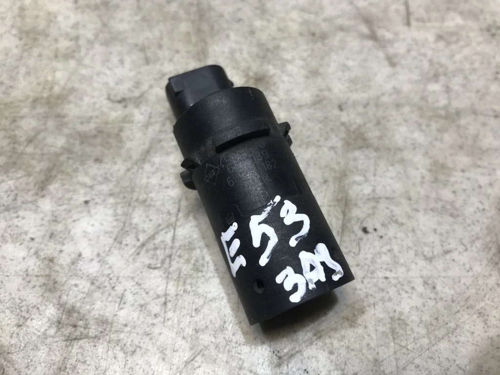 Датчик парковки задний с кронштейном BMW X5 E53