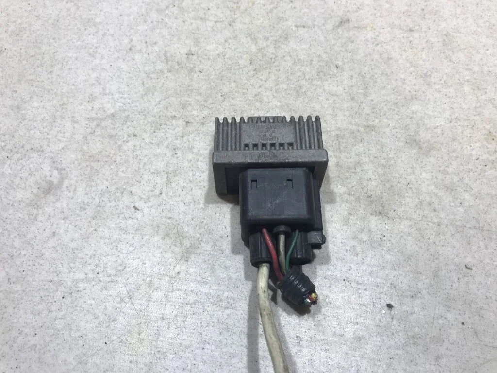 7700115078 Реле свечей накала Nissan, Renault