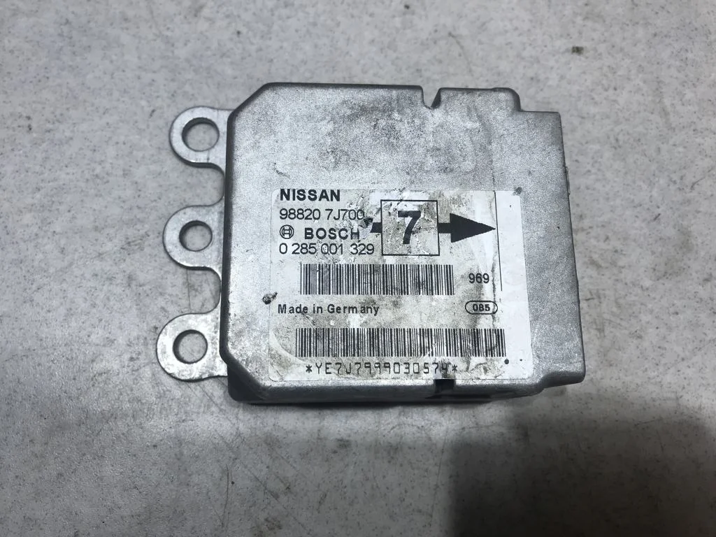 988207J700 ЭБУ AIR BAG Nissan Primera P11