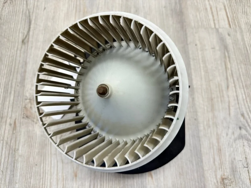 Вентилятор отопителя салона VW Touareg 2 2010-2018 7P