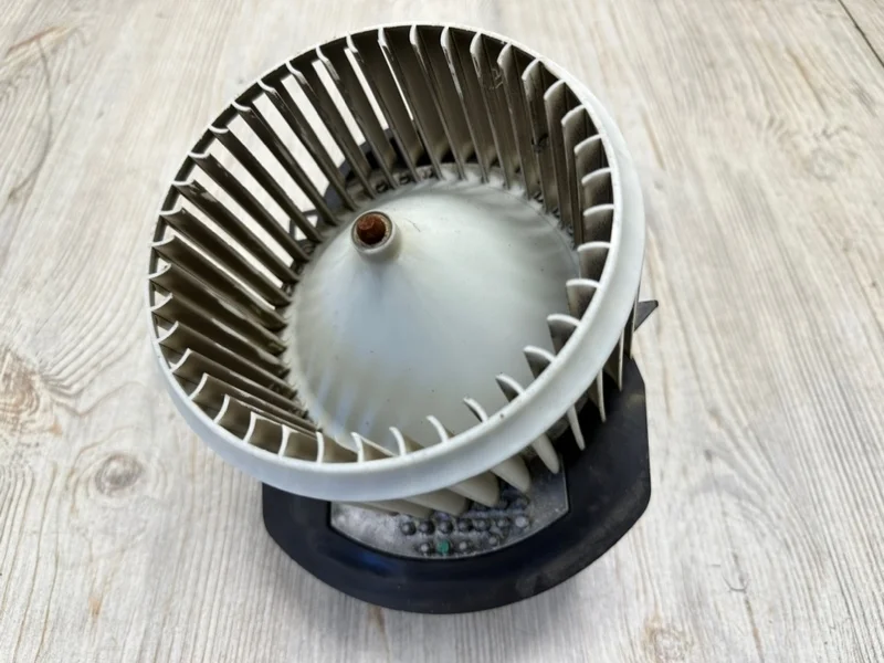 Вентилятор отопителя салона VW Touareg 2 2010-2018 7P