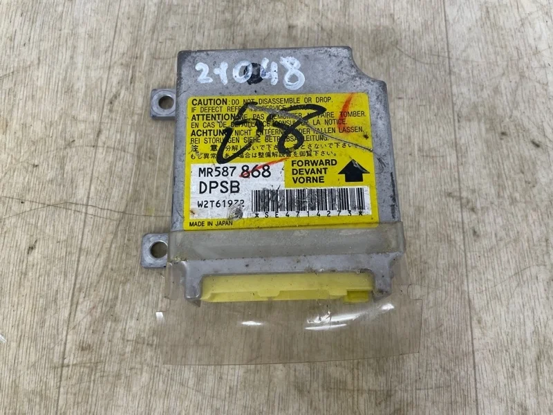 Блок управления аирбаг Mitsubishi Outlander 1 2004 MR587868 CU5W 4G69