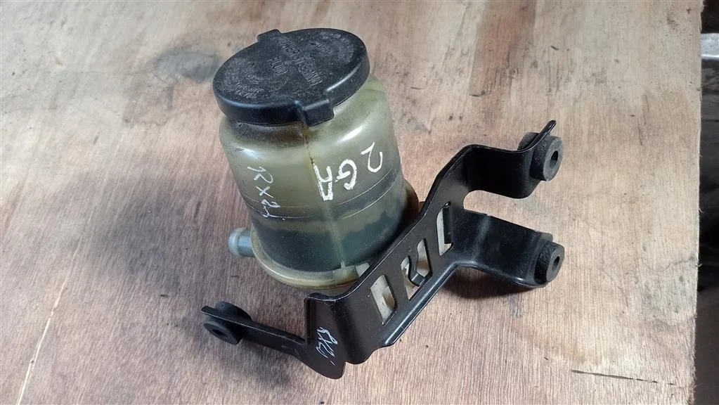 Б.у. бачок гидроусилителя LEXUS RX350 GSU35 LEXUS RX350 GSU35