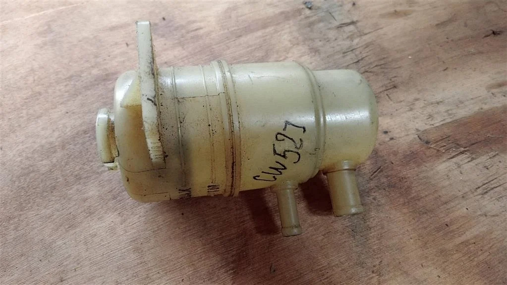 Б.у. бачок гидроусилителя MITSUBISHI OUTLANDER XL CW5W MITSUBISHI OUTLANDER XL CW5W