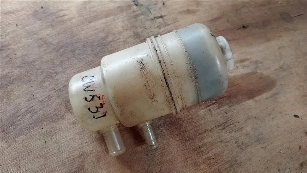 Б.у. бачок гидроусилителя MITSUBISHI OUTLANDER XL CW5W MITSUBISHI OUTLANDER XL CW5W