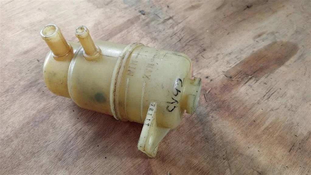 Б.у. бачок гидроусилителя MITSUBISHI LANCER CY4A MITSUBISHI LANCER CY4A