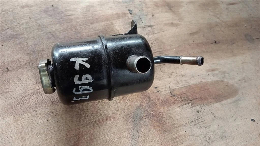 Б.у. бачок гидроусилителя MITSUBISHI PAJERO SPORT K99W MITSUBISHI PAJERO SPORT K99W