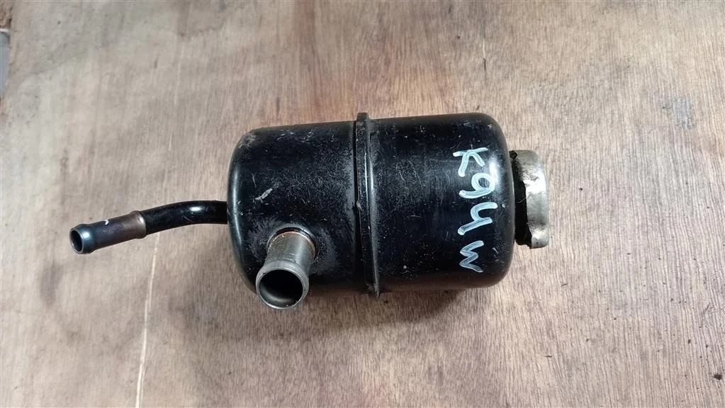 Б.у. бачок гидроусилителя MITSUBISHI PAJERO SPORT K94W MITSUBISHI PAJERO SPORT K94W