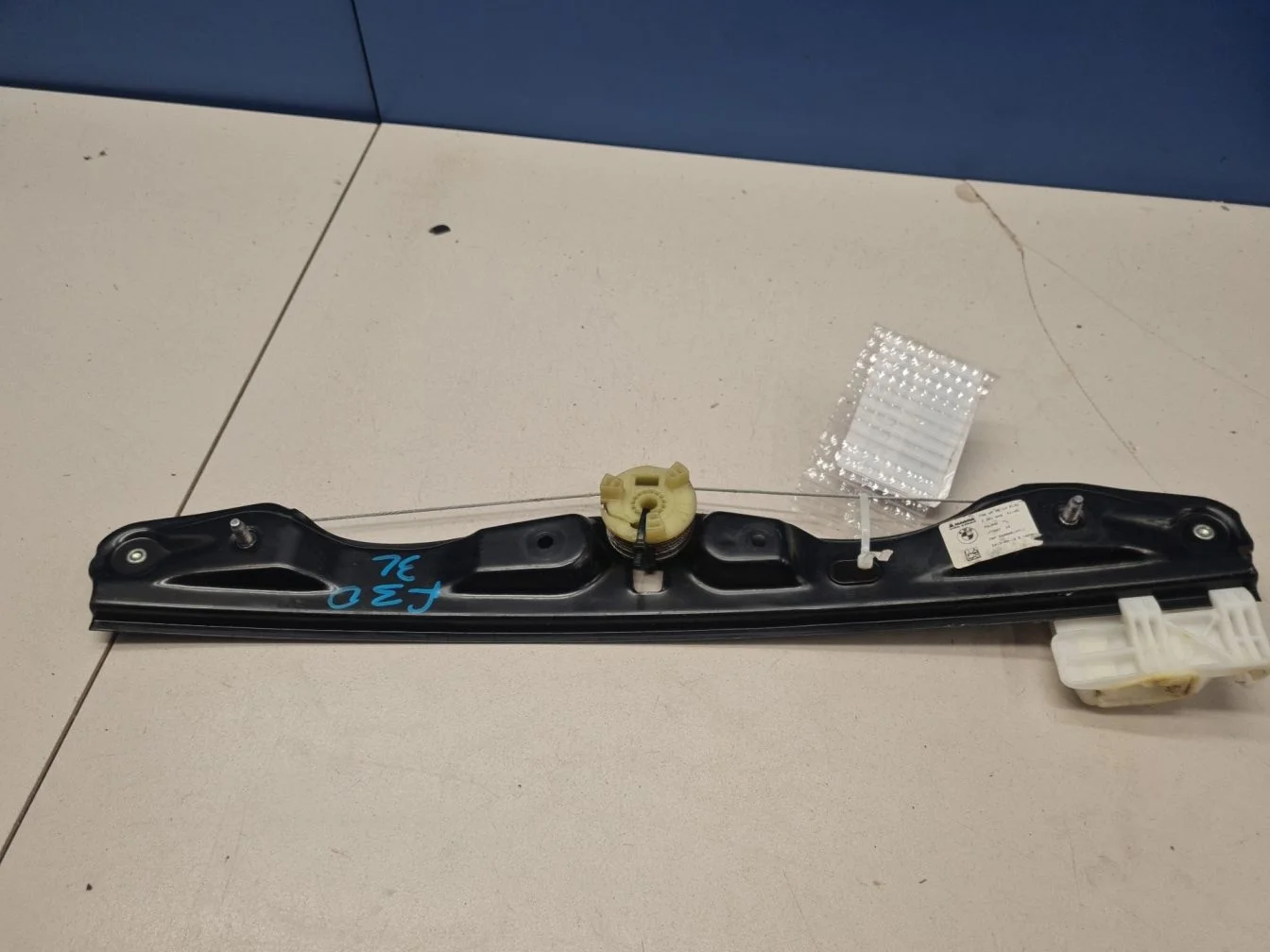 Стеклоподъемник задний левый для BMW 3 F30 2011-2018