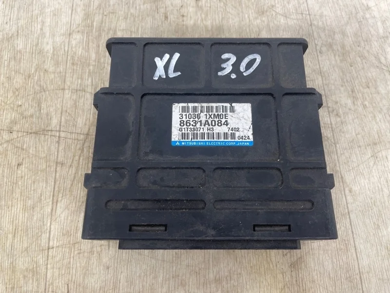 БЛОК УПРАВЛЕНИЯ MITSUBISHI OUTLANDER XL 2010 2011 2012 8631A084 CW1W 4B11
