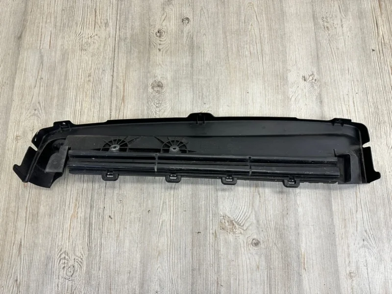 Пыльник бампера VW Transporter T6 2015- 7E