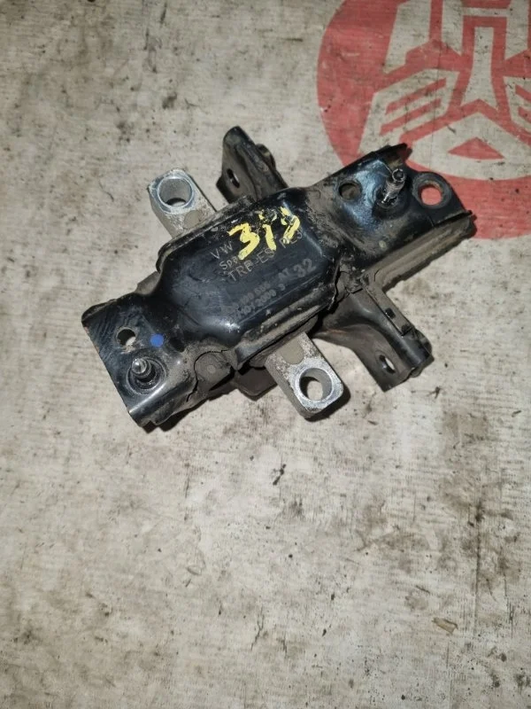 Опора двс Volkswagen Polo 2012 6R1