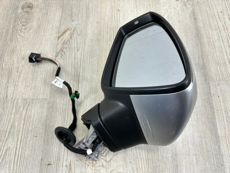 Зеркало VW Tiguan 2 2016- AD1