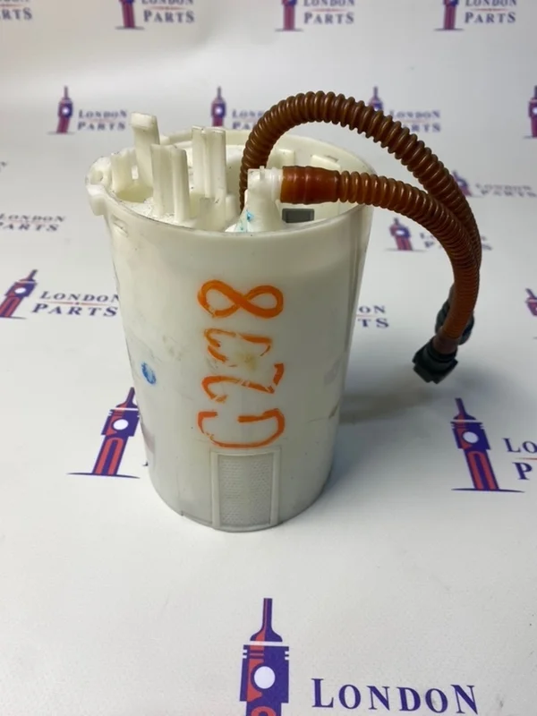 Топливный насос BMW X3 .0si E83