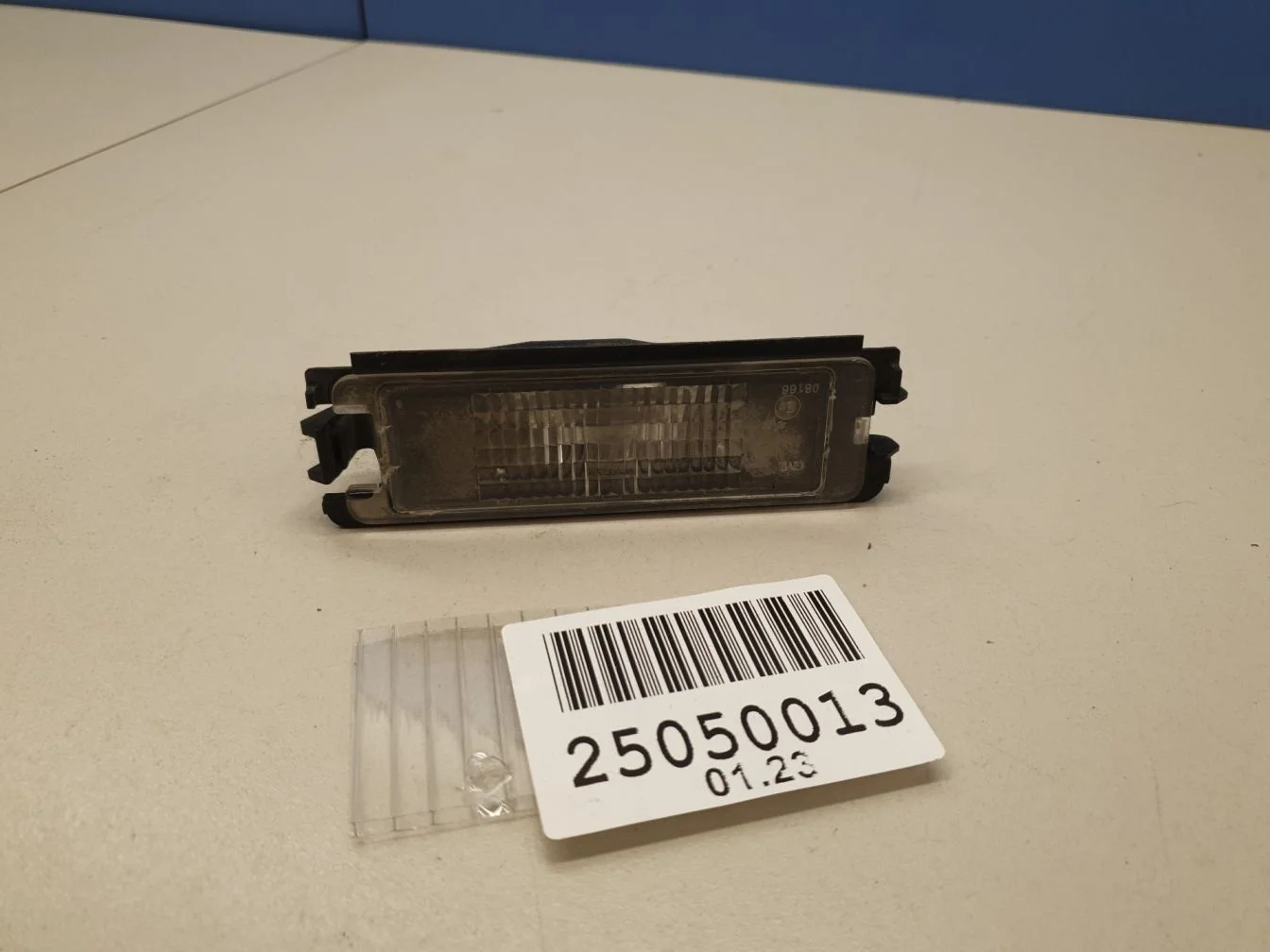 Фонарь подсветки номерного знака для Renault Logan 2 2014-