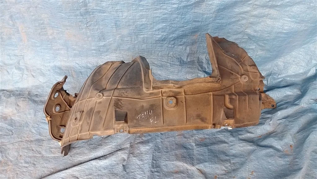 Б.у. подкрылок NISSAN X-TRAIL T31 NISSAN X-TRAIL T31