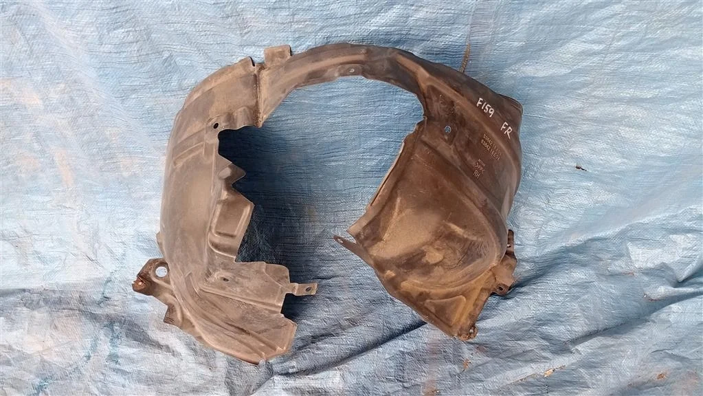 Б.у. подкрылок NISSAN JUKE F15E NISSAN JUKE F15E