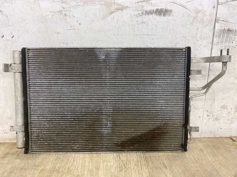 Радиатор кондиционера KIA CEED 2007 2008 2009 2010 2011 2012 976061H600