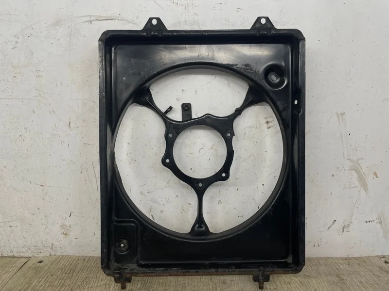 ДИФФУЗОР РАДИАТОРА ДВИГАТЕЛЯ MITSUBISHI OUTLANDER 1 2002 2003 2004 2005 2006 2007 MR312897 CU