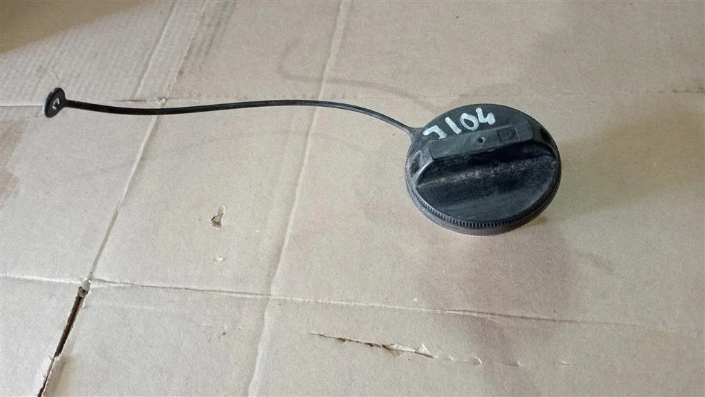 Б.у. крышка топливного бака NISSAN QASHQAI J10 NISSAN QASHQAI J10