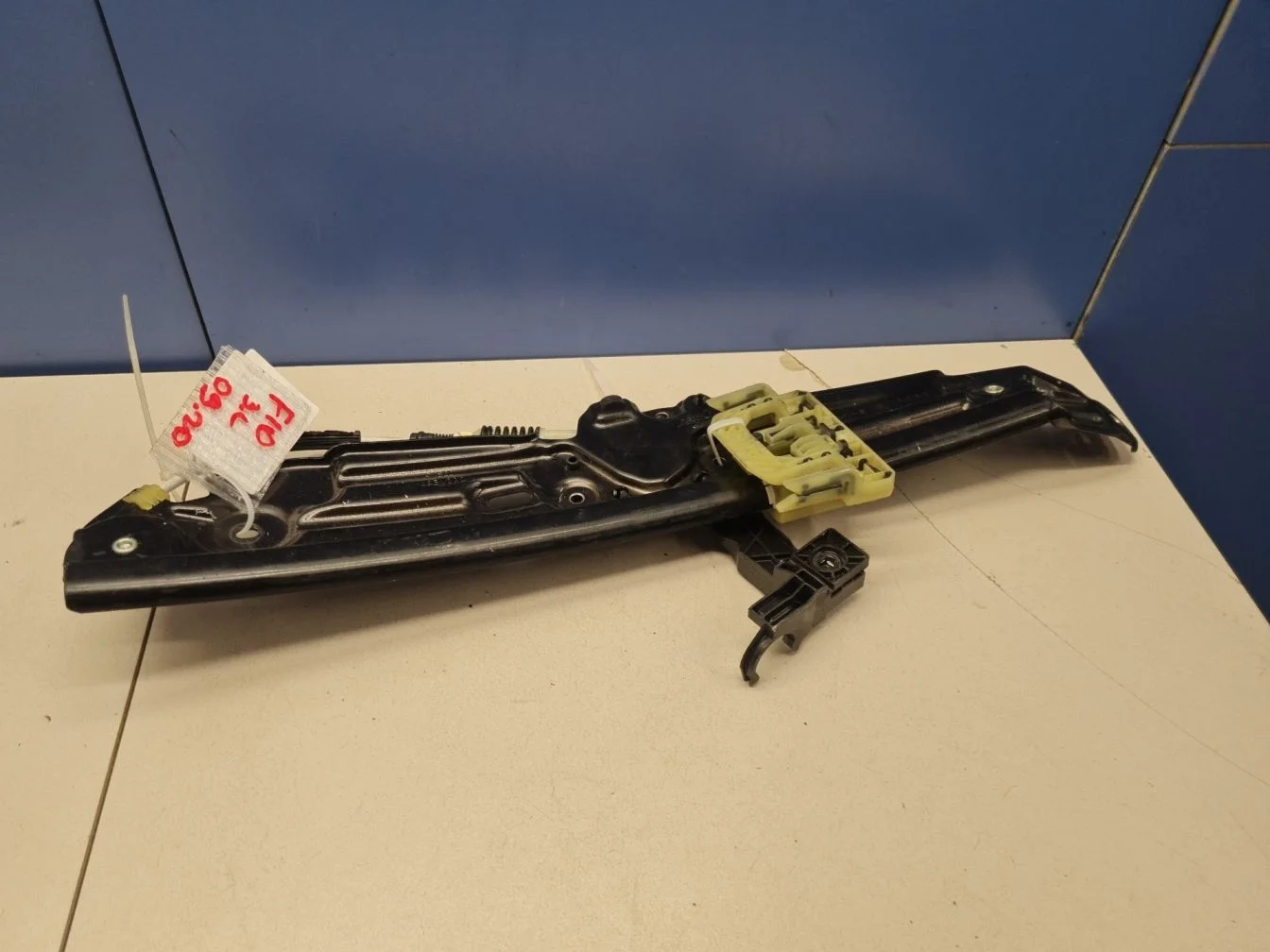 Стеклоподъемник задний левый для BMW 5 F10 2009-2017