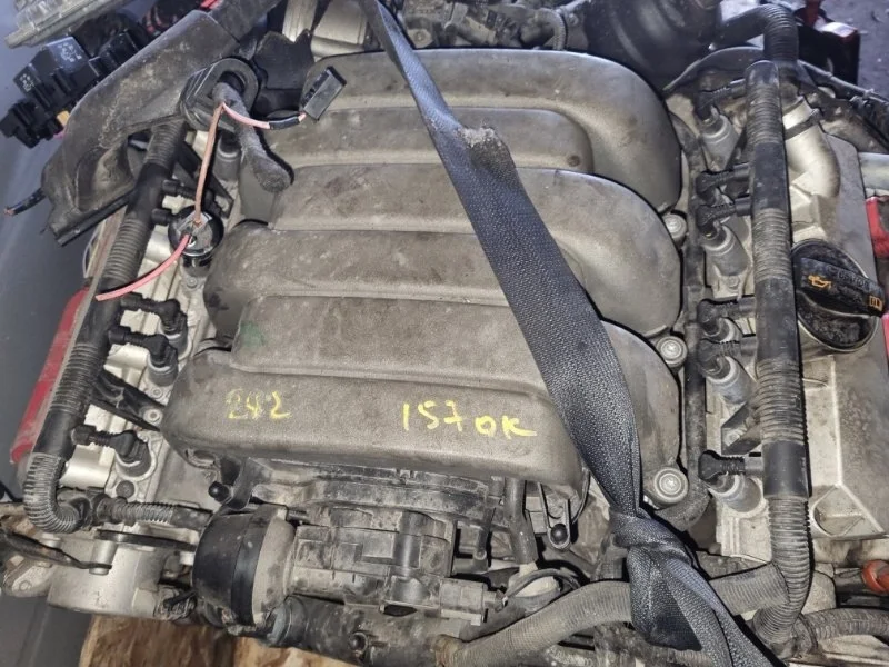 Коллектор впускной Audi A6 2007 4F5