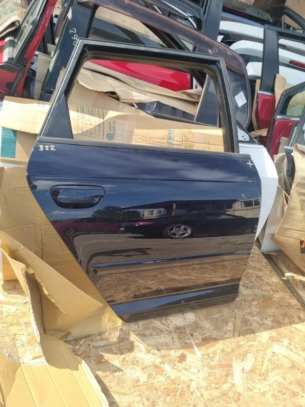 Дверь Audi A3 2010 8PA