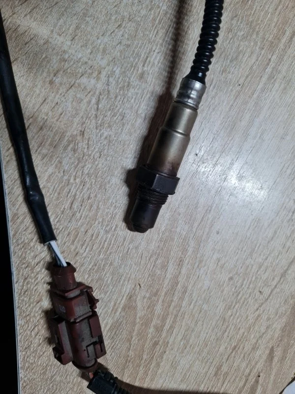 Датчик кислорода Volkswagen Touareg 2009 7L7