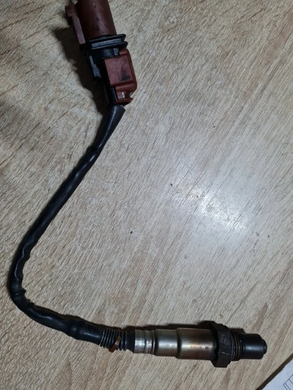 Датчик кислорода Volkswagen Touareg 2009 7L7