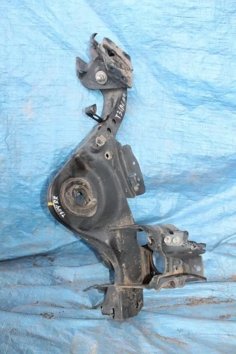 Б.у. рычаг продольный NISSAN X-TRAIL T31 NISSAN X-TRAIL T31